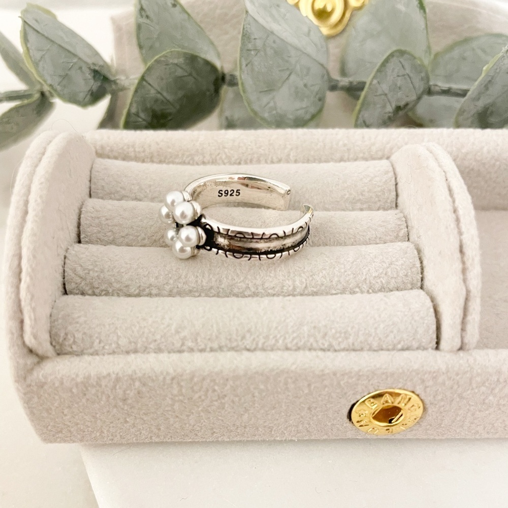 925 Sterling Silver Minimalist Ring Pearl Flower Ring Dainty Pearl Ring - Picture 8 of 8